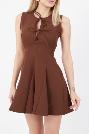 Önü Bağcıklı Mini Elbise
